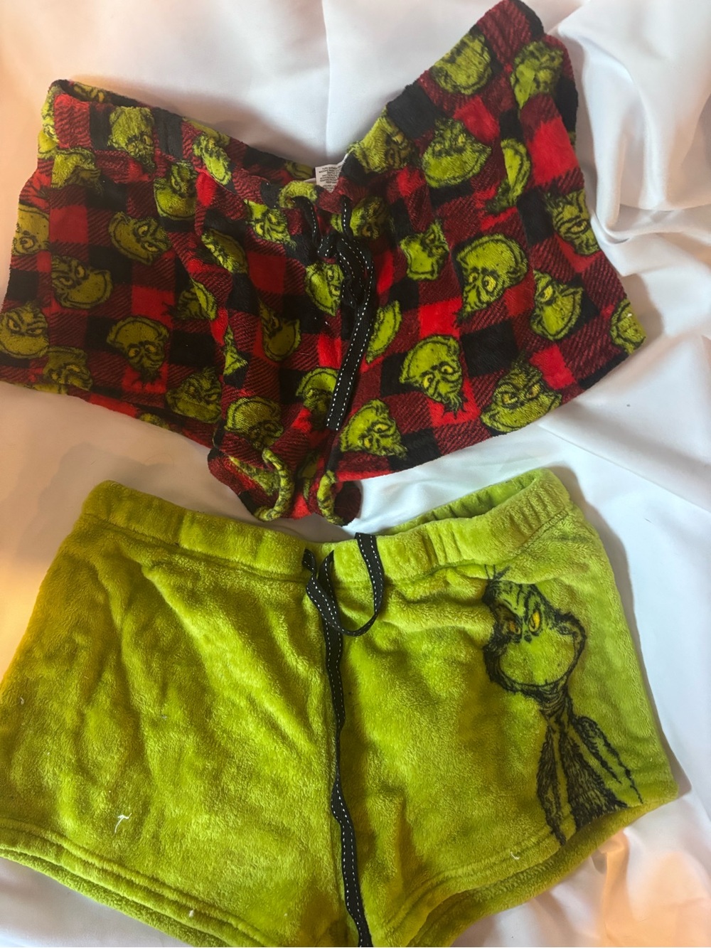 2 Pairs Women’s Grinch Fleece Shorts - Plush Holiday Bottoms